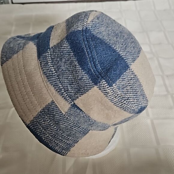 American Eagle Women's Bucket Hat  One Size Cream/ Blue - Picture 2 of 16